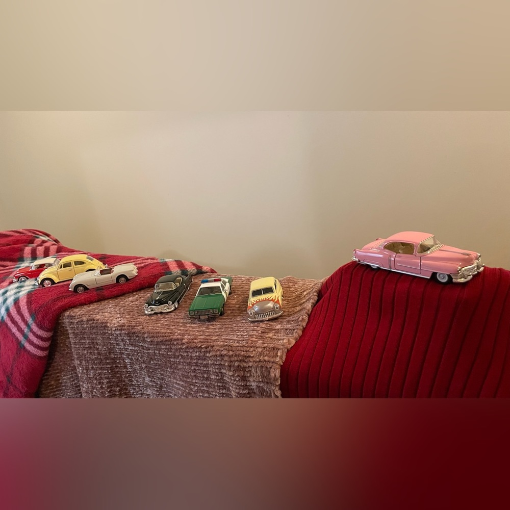 7 Collectible Cars - Package/ Bundle